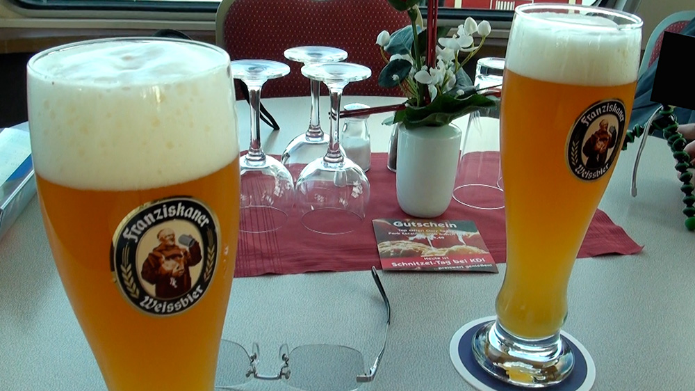 「フランチスカーナー」。バイスビール（白ビール）Weissbier